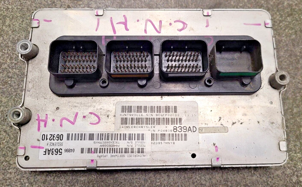 Dodge Magnum Chrysler 300 2006 unidad de control del motor 5,7 L AT ECU 04896568AF Foto 2 de 4