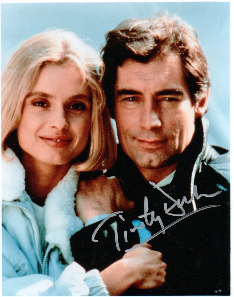 AUTOGRAPHE TIMOTHY DALTON – JAMES BOND – Signé Rare Avec COA 10-8
