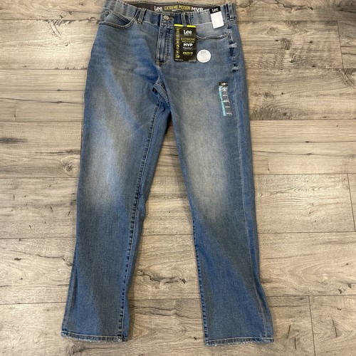 Lee Men’s Extreme Motion MVP Athletic Fit Tapered Leg Medium Blue - Picture 4 of 14