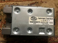 LAND ROVER AMPLIFIER SUB WOOFER REAR  RANGE ROVER 05 TO 09 XQK500070 OEM