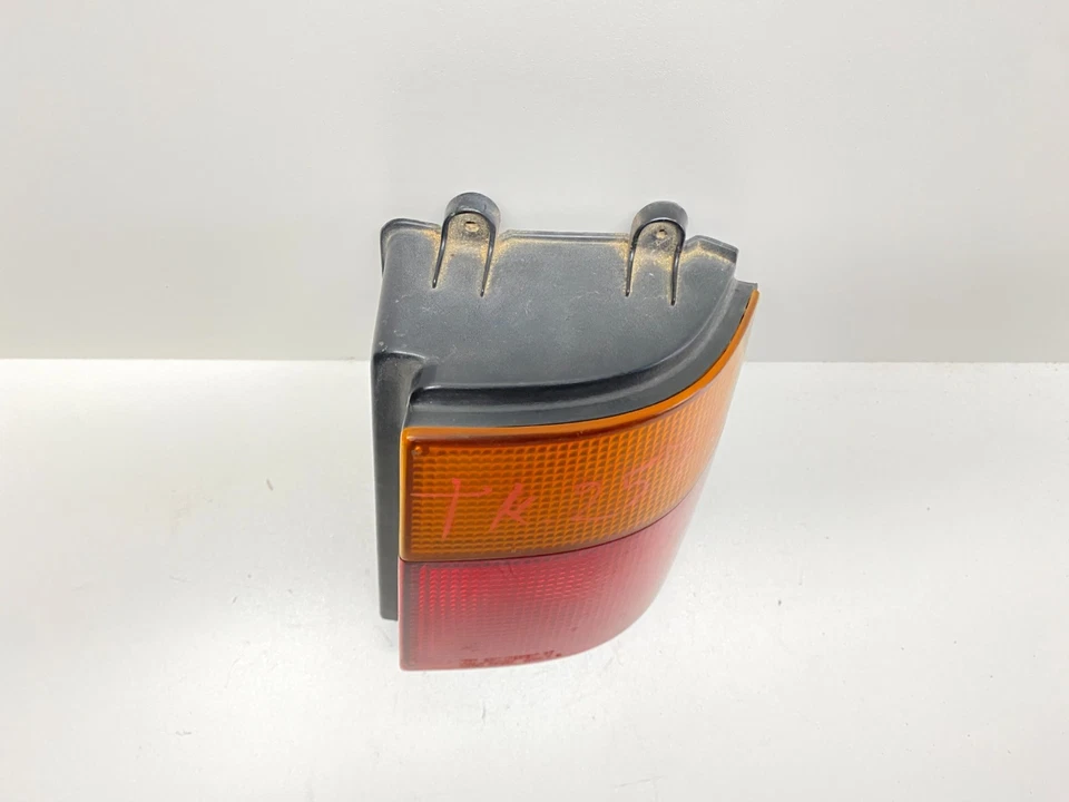 1989-1998 MAZDA MPV REAR RIGHT PASSENGER SIDE TAIL LIGHT LAMP OEM, 166-58506 - Image 3 of 4