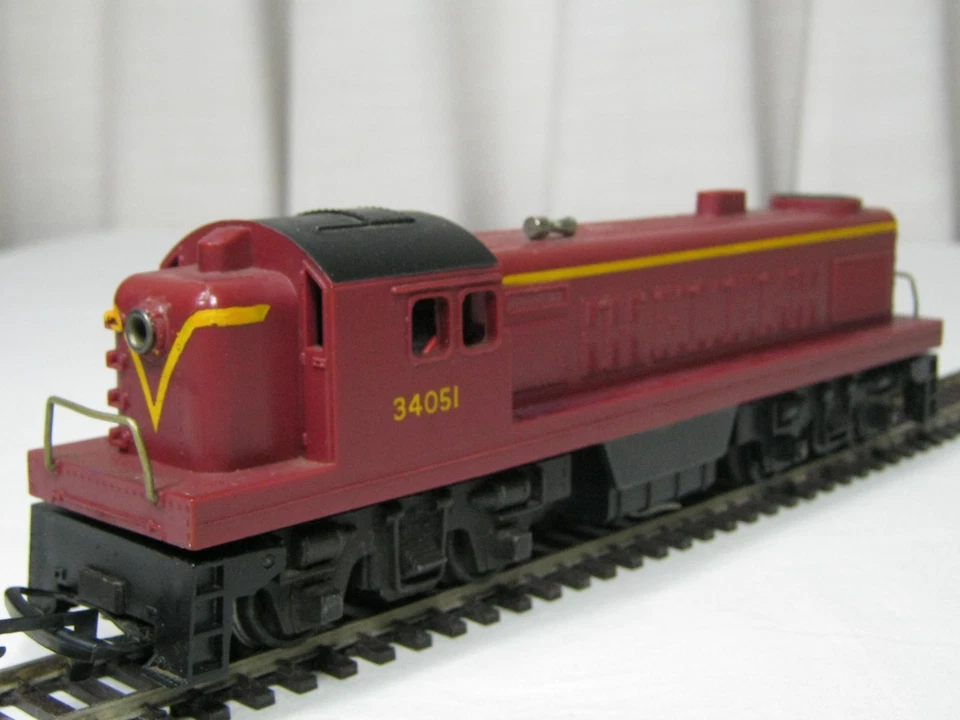 Hornby/Railways - N.S.W.R. Diesel Freight Locomotive (Aust) R308 OO Gauge  -  GC - Image 3 of 4
