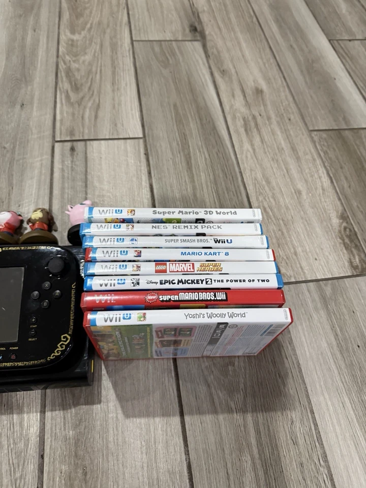 Consola Nintendo Wii U con 8 Juegos y Zelda Game Pad Paquete -Probada LEER Foto 2 de 4
