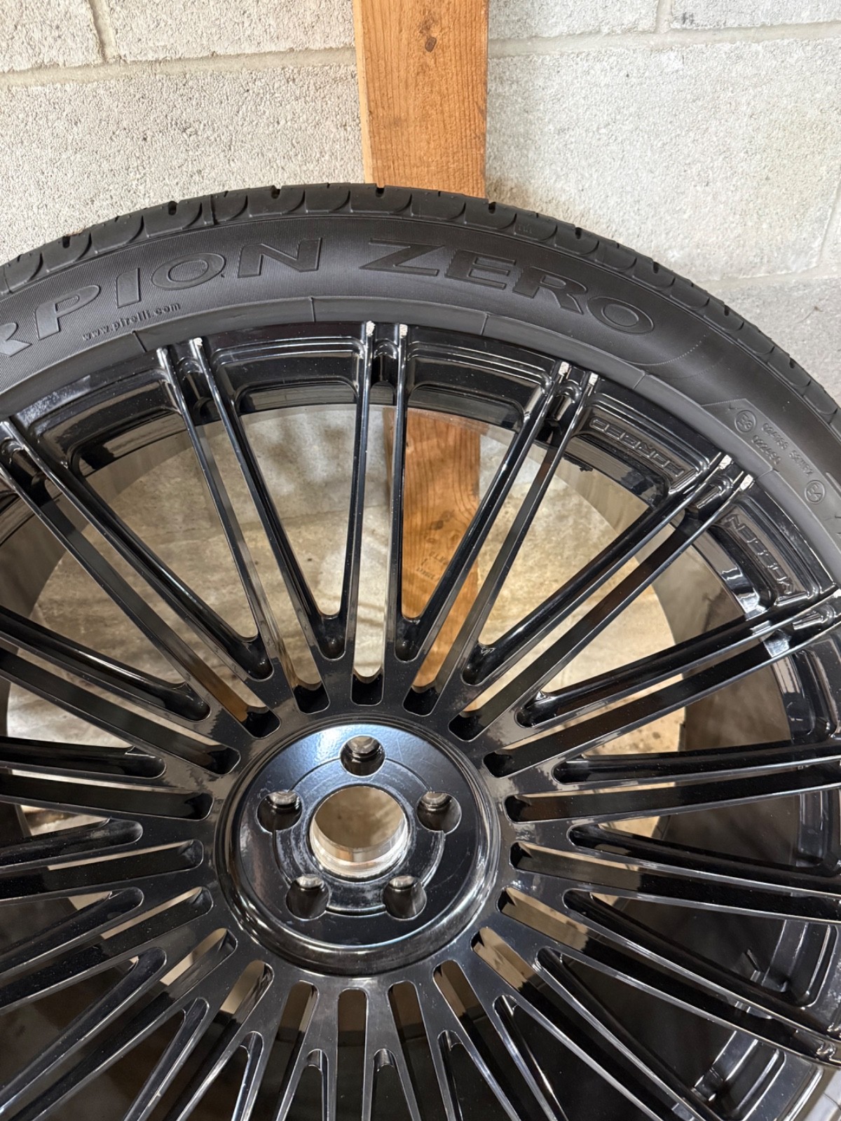 Rolls-Royce Cullinan Wheel