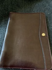 Gold Pfeil Agenda. Zip Closure
