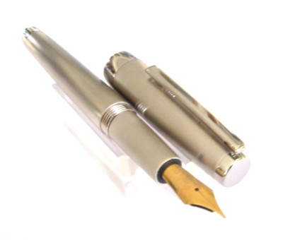 Exceptional Fountain Pen of Prestige Jacques Herbin ''Clipper'' New in Stock N72C