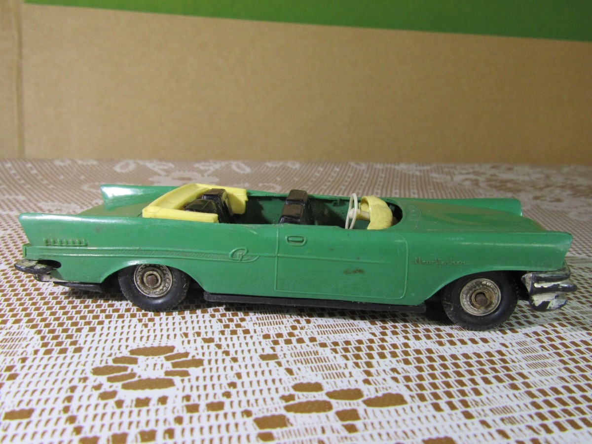 Lot De 2 Miniatures Norev Chrysler New Yorker 1960 - Échelle 1/43, Bleu, Cabriolet, Occasion