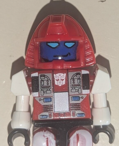 Kre-O Transformers Blades Autobot Minifigure - Picture 2 of 7