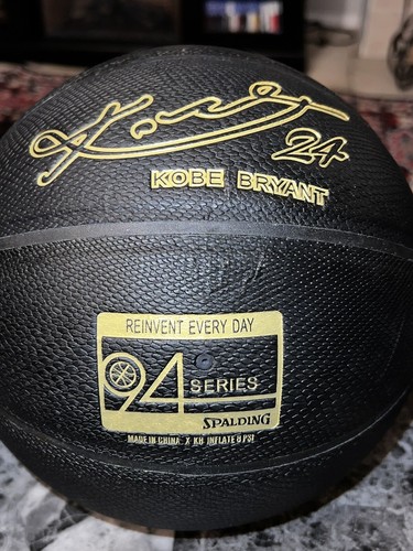 Kobe Bryant Black Mamba Snakeskin New Era Fitted 7 3/4 RARE + Spalding 24K BLK - Picture 7 of 9