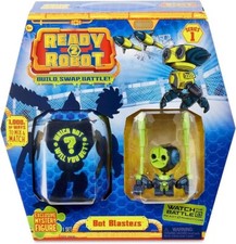 READY 2 ROBOT Bot Blasters Series 1 Style 1 with MYSTERY FIGURE  Green Mechbot 