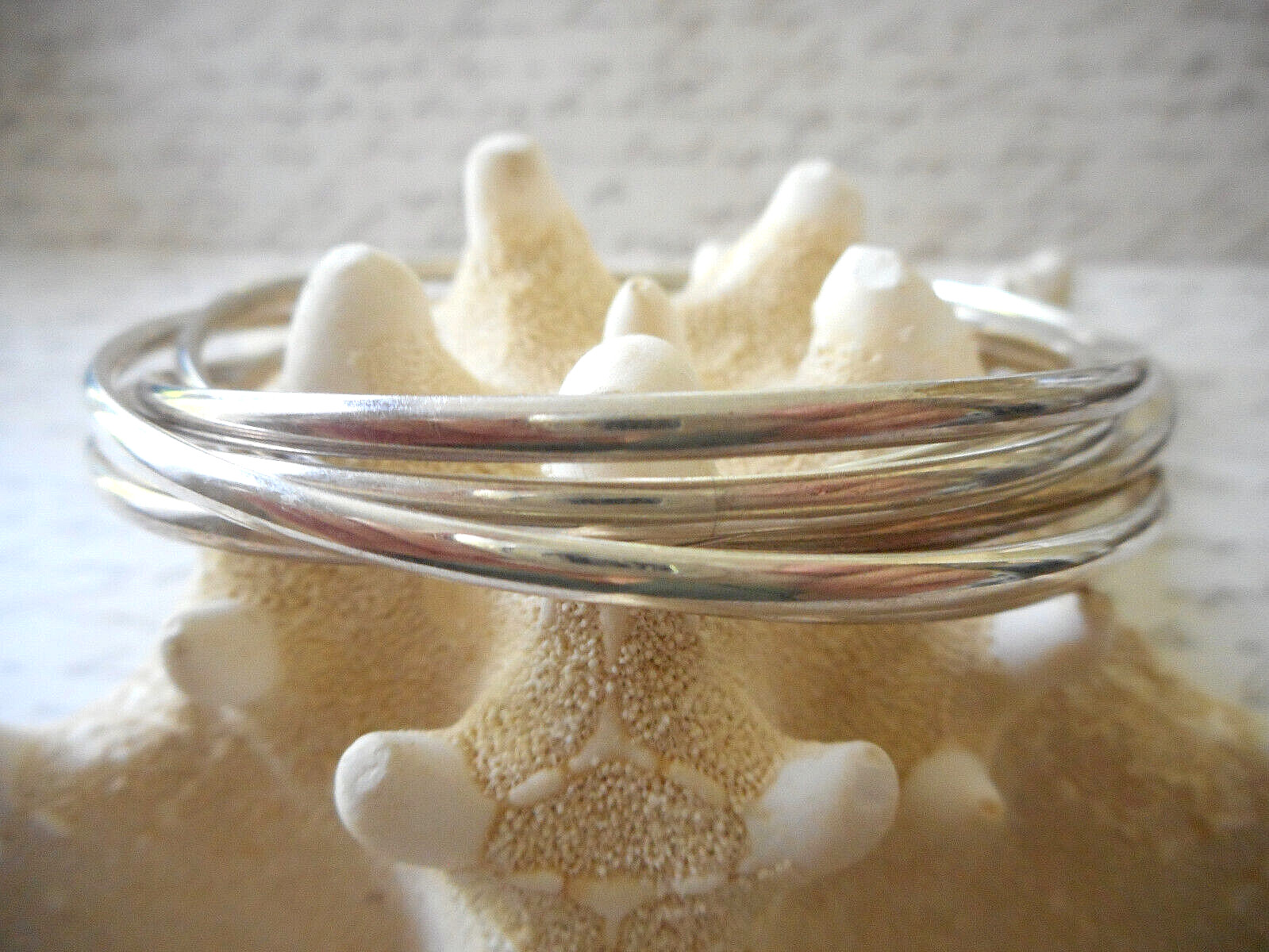 Single Sterling Silver Bangle Bracelet Composed o… - image 6