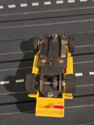Vintage Aurora TJet Slot Car #1421 '32 Ford Pickup GIALLO MOLTO RARO E BELLO! - Foto 3 di 4