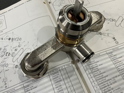 Hansgrohe Axor Uno , 1901 , Steel usw. Ersatzteil  AP Wannen od. Duscharmatur