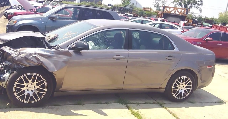 Módulo de Control Electrónico Motor ECM 2.4L ECU 07-12 MALIBU 2341271 Foto 3 de 4