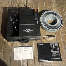 VIVITAR 5000AF Auto Focus 35mm Slide Projector With Remote And Slide Reel Works