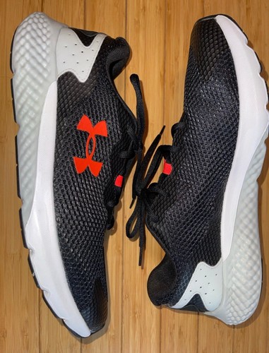 Under Armour Charged Rogue 3 Shoe