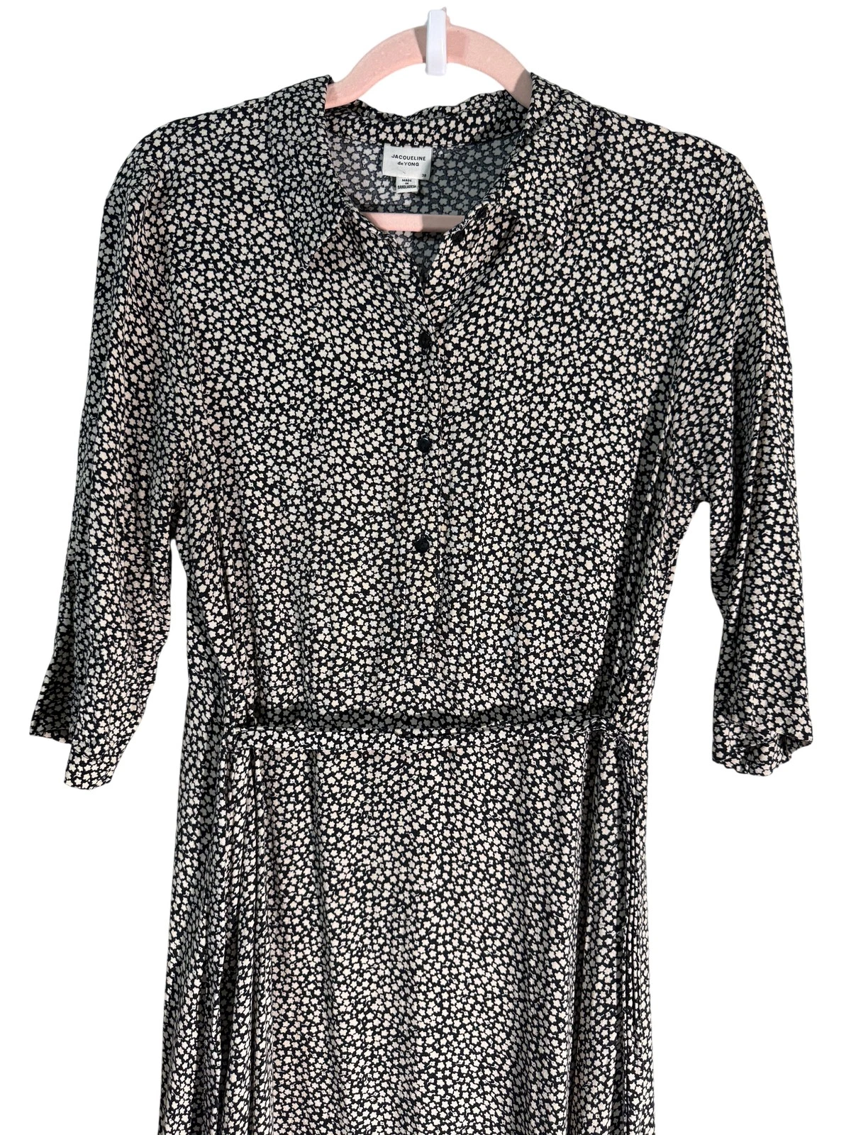 Jacqueline De Yong Dress Womens 8 Black Floral Maxi Shirt Dress Belted Viscose
Opens in a new window