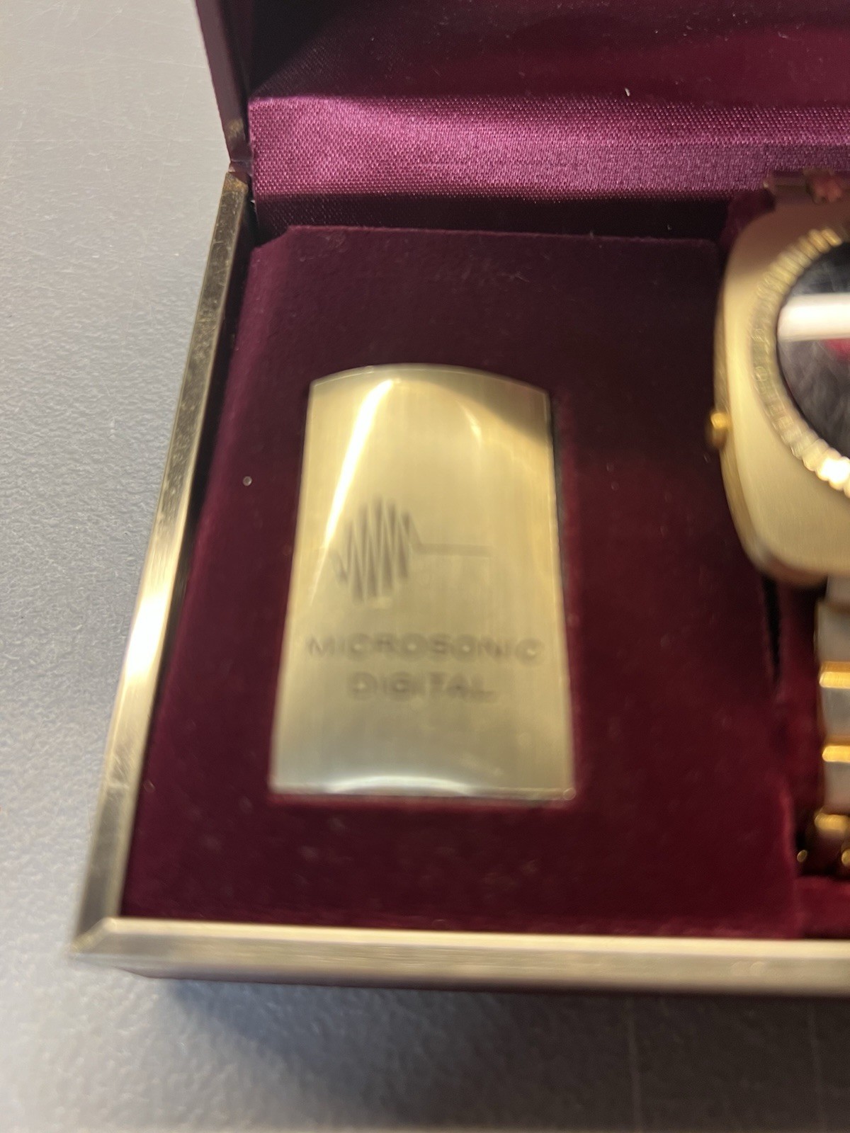 Vintage Microsonic Digital Solid State Red LED Wr… - image 4