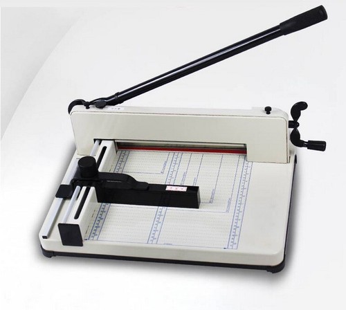 Manual Heavy Paper Cutter 1.57 inch/4CM thick 12.2 inch/31 CM Width - Picture 2 of 14