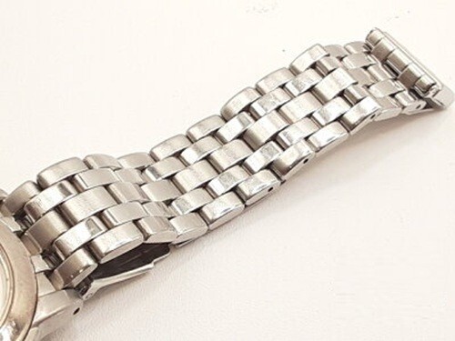 BURBERRY 5530-F51693 Quartz Wristwatch Watch Silver White SS Ladies Used - Picture 5 of 6
