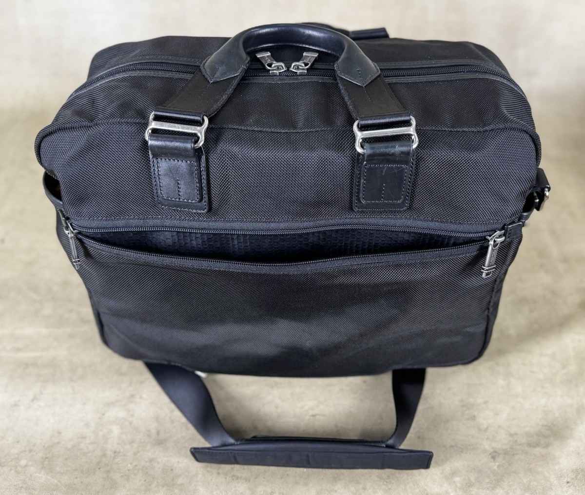 Preowned TUMI Alpha Bravo Black 16” Carry On Briefcase 22340DH | eBay