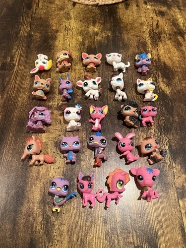 LPS LOT 24 Variety Animals Littlest Pet Shop FAKE