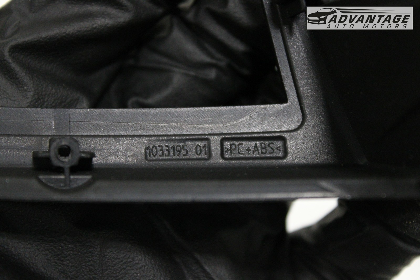 Maserati Quattroporte S Q4 2014-2020 Dash trim bezel