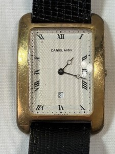 Authentic Vintage Daniel Mink Boutique 2310 Tank Watch Date Gold Plated Textured Dial
