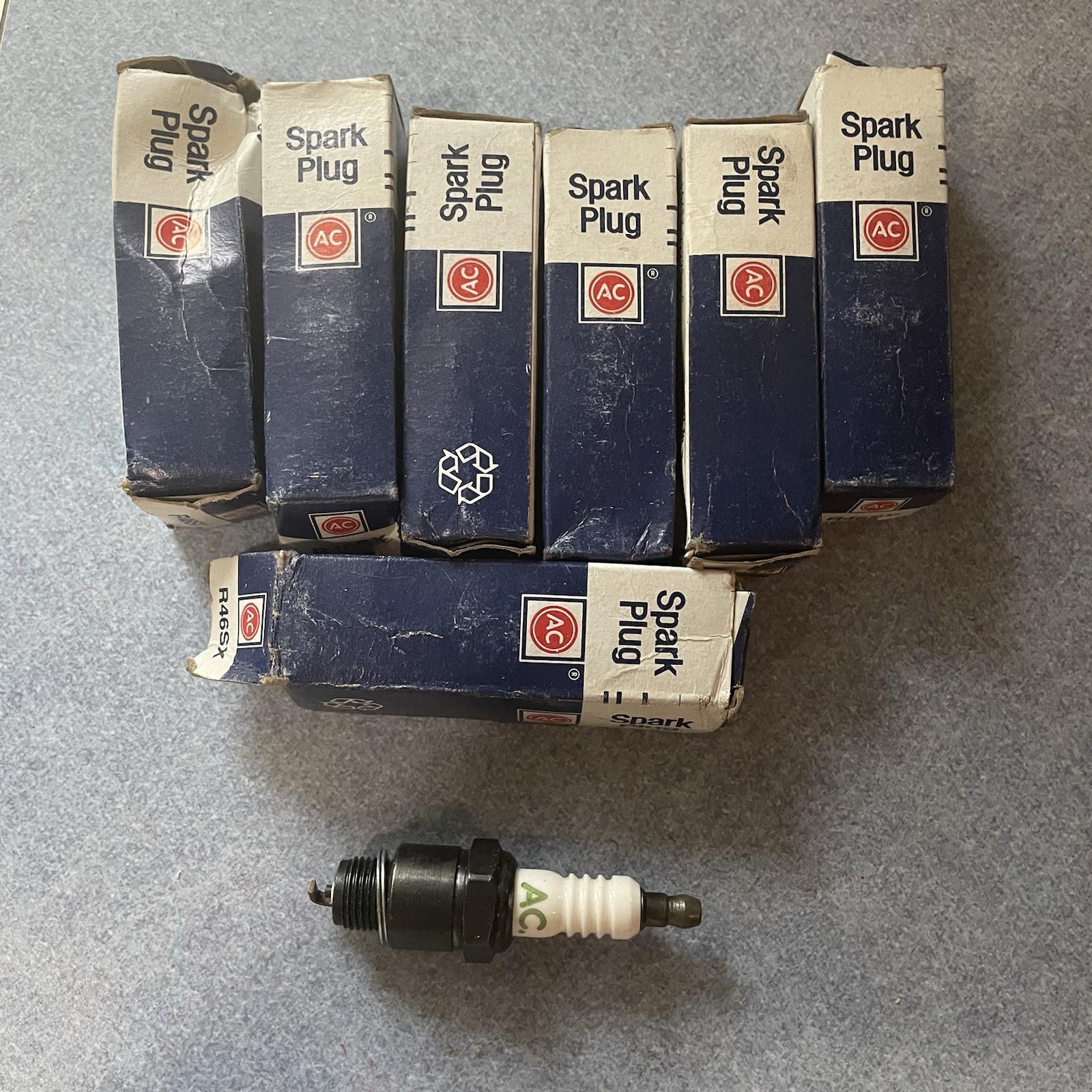 NOS Spark Plugs AC Delco GM R46SX Lot Of 7