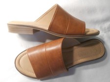 CATHERINE MALANDRINO Danielle Size 8 Medium Brown Faux Leather Slides Sandals