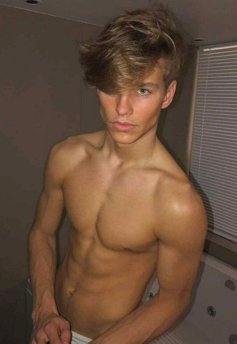 Shirtless Male Beefcake Muscular Long Hair Fit Hunk Jock Man PHOTO 4X6 B792  | eBay