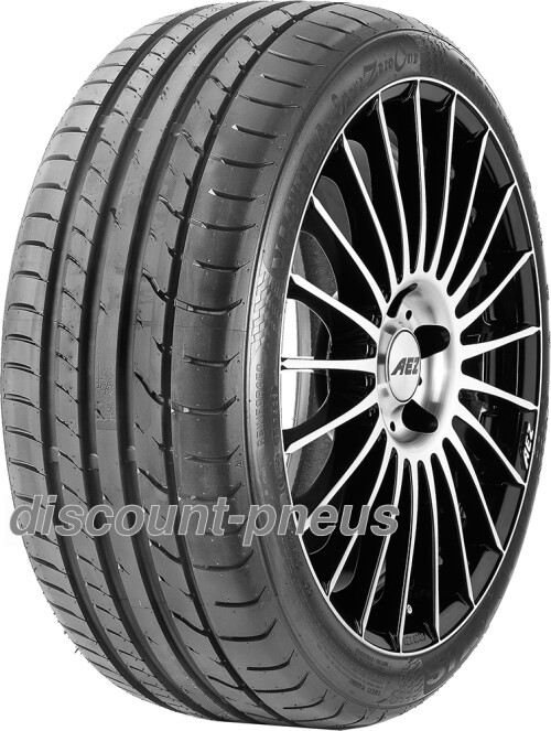 Pneu Maxxis Victra Sport Zero One 265/45 ZR21 pour vos voyages d'été