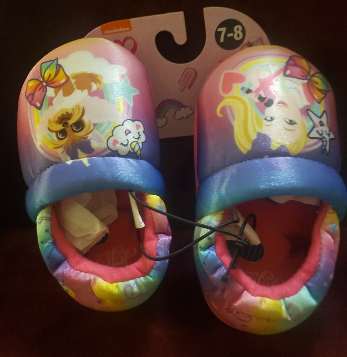 APL NUOVE pantofole in raso stampate da ragazza di Nickelodeon taglia 7 8~arcobaleno JoJo Siwa