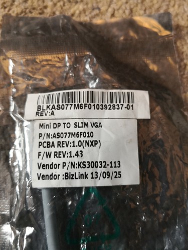 Mini Display Port (Mini DP) to Slim VGA Adapter, 1080P Full HD Converter Sealed - Picture 3 of 3