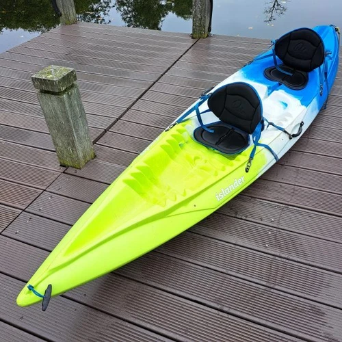 Ex-demo Islander Paradise II