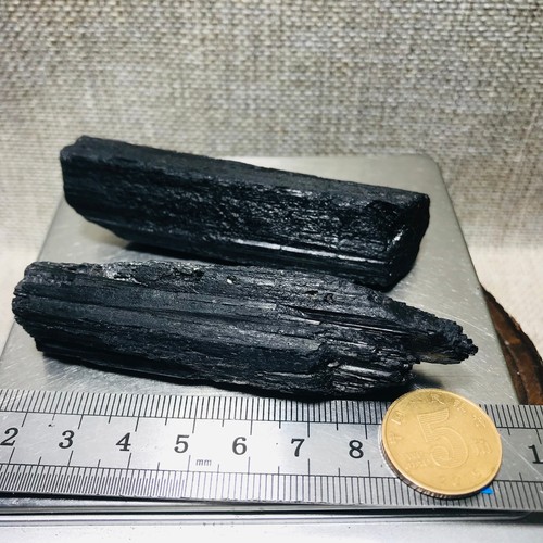 115g 2pcs Natural Black Tourmaline Quartz Crystal Freeform Mineral Specimen 217 - Foto 12 di 13