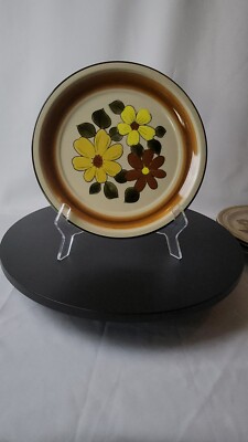 Vintage JC Penney stoneware Daisy Vale 12