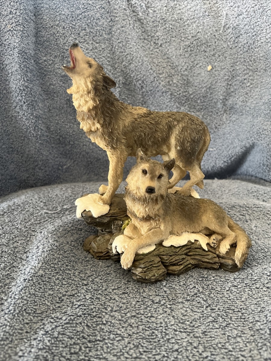 Home Interior “Howling At The Moon” 2002 Resin Figurine Two Wolves 