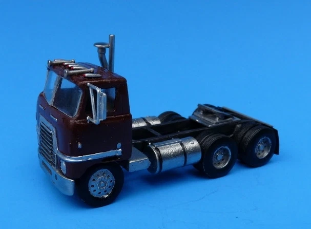 HO 1/87 INTERNATIONAL TRANSTAR II COE DAY CAB SEMI TRUCK KIT WISEMAN KIT OT5021  - Image 2 of 4
