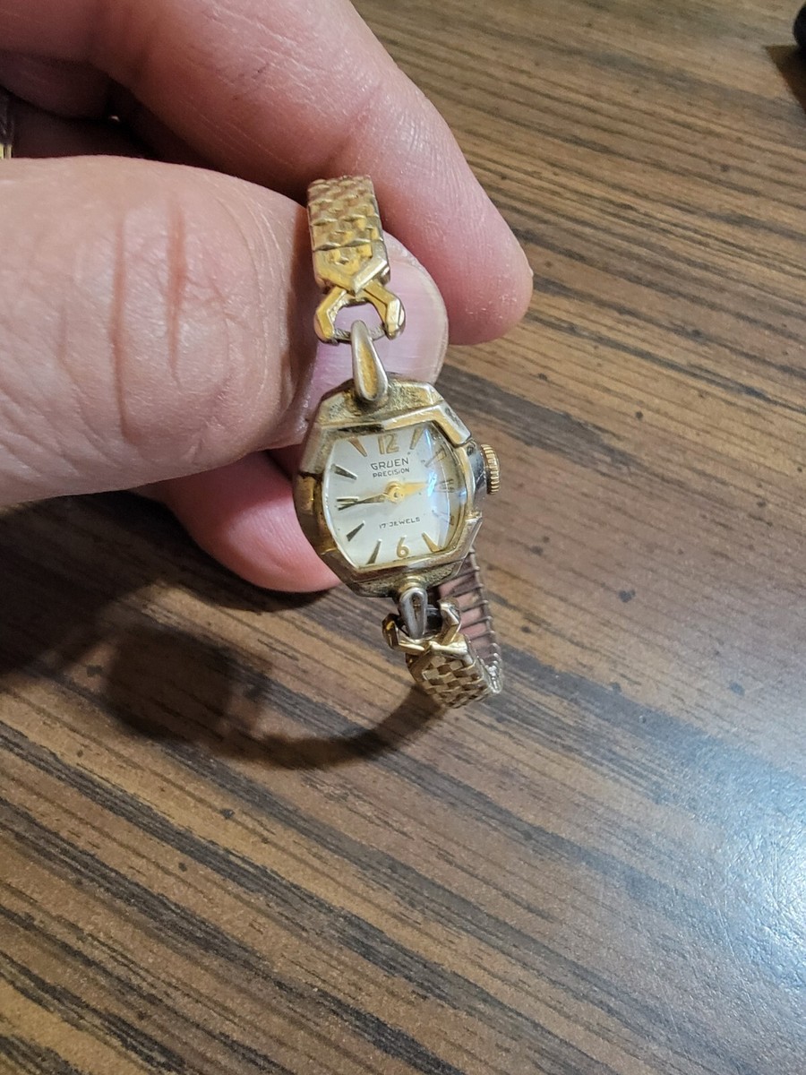 Vintage Gruen Precision 17 Jewels 10K RGP Bezel Wind Up Elegant