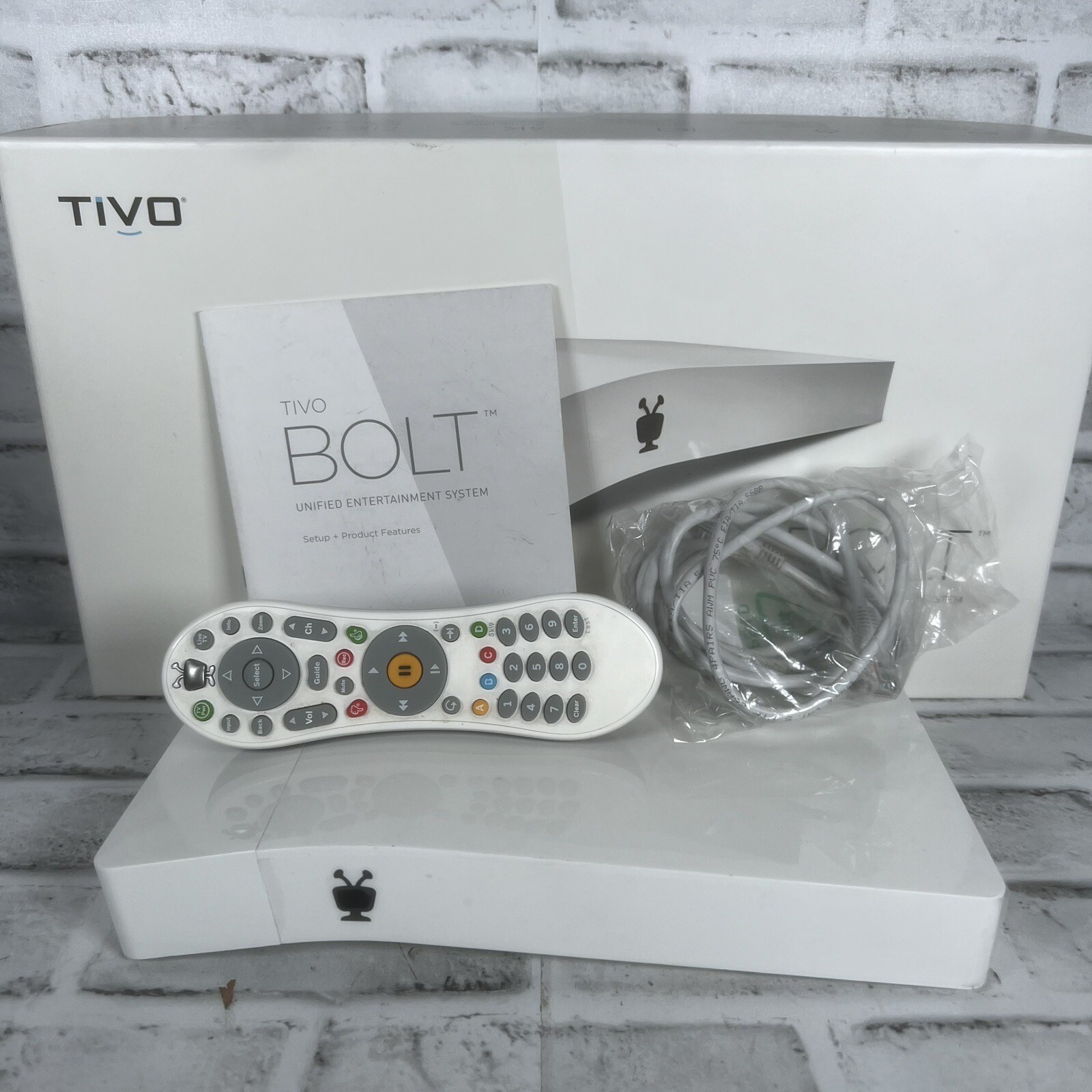 TiVo BOLT 500 GB DVR 4K UHD includes remote and cables and box