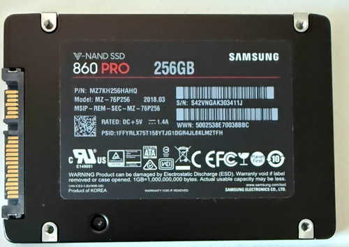 Samsung 860 PRO 2,5" SATA3 6Gbps - Solid State Drive 256 GB 056