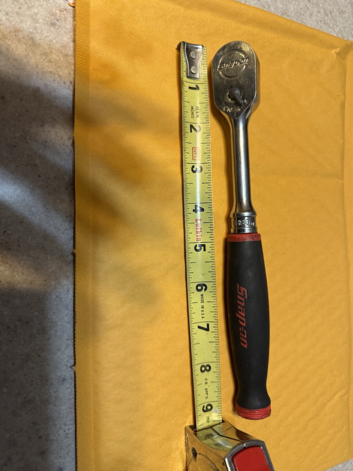 SNAP ON 3/8 Drive 9" Ratchet #FH80 red/black Cushion Grip Handle