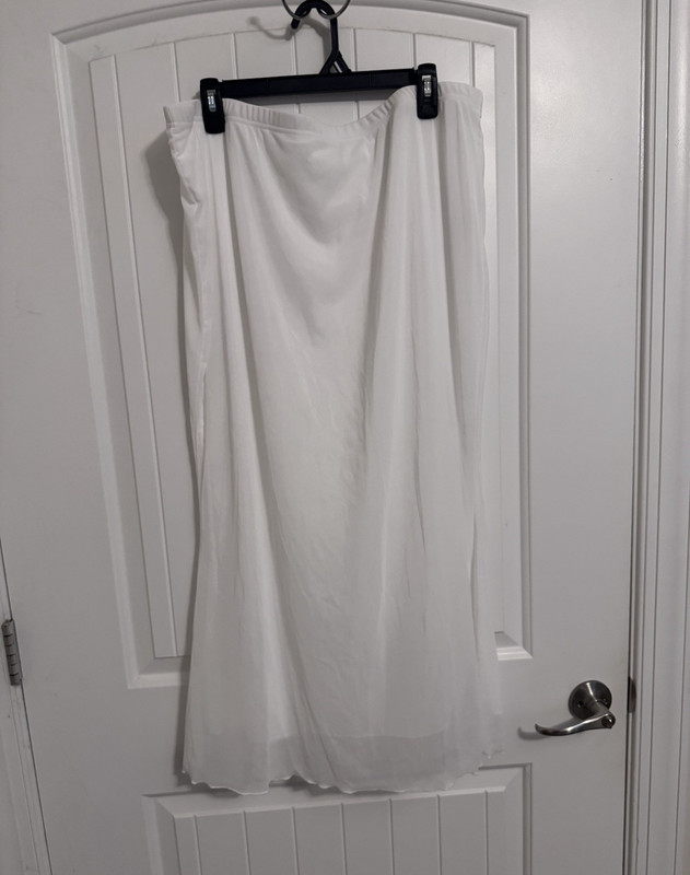 SHEIN Curve Solid White Maxi Skirt with Sheer overlay SZ 4XL