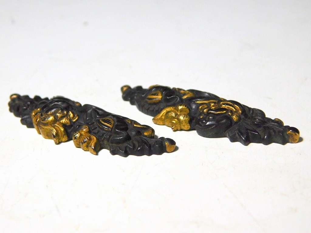 Shishi and Peony 43mm Large Kinko 目貫 Menuki Edo original tsuba antique