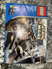 LEGO Star Wars: Millennium Falcon (4504) w/ Instructions