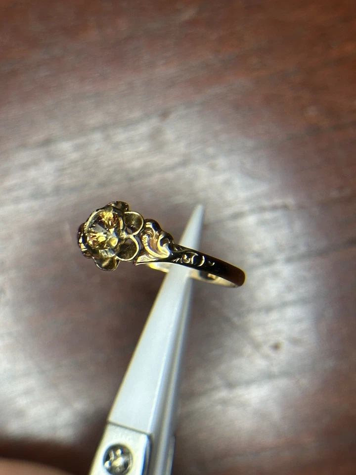 Anillo solitario vintage 14k Buttercup floral Belcher talla 6 con andalucía de 4 mm Foto 2 de 4