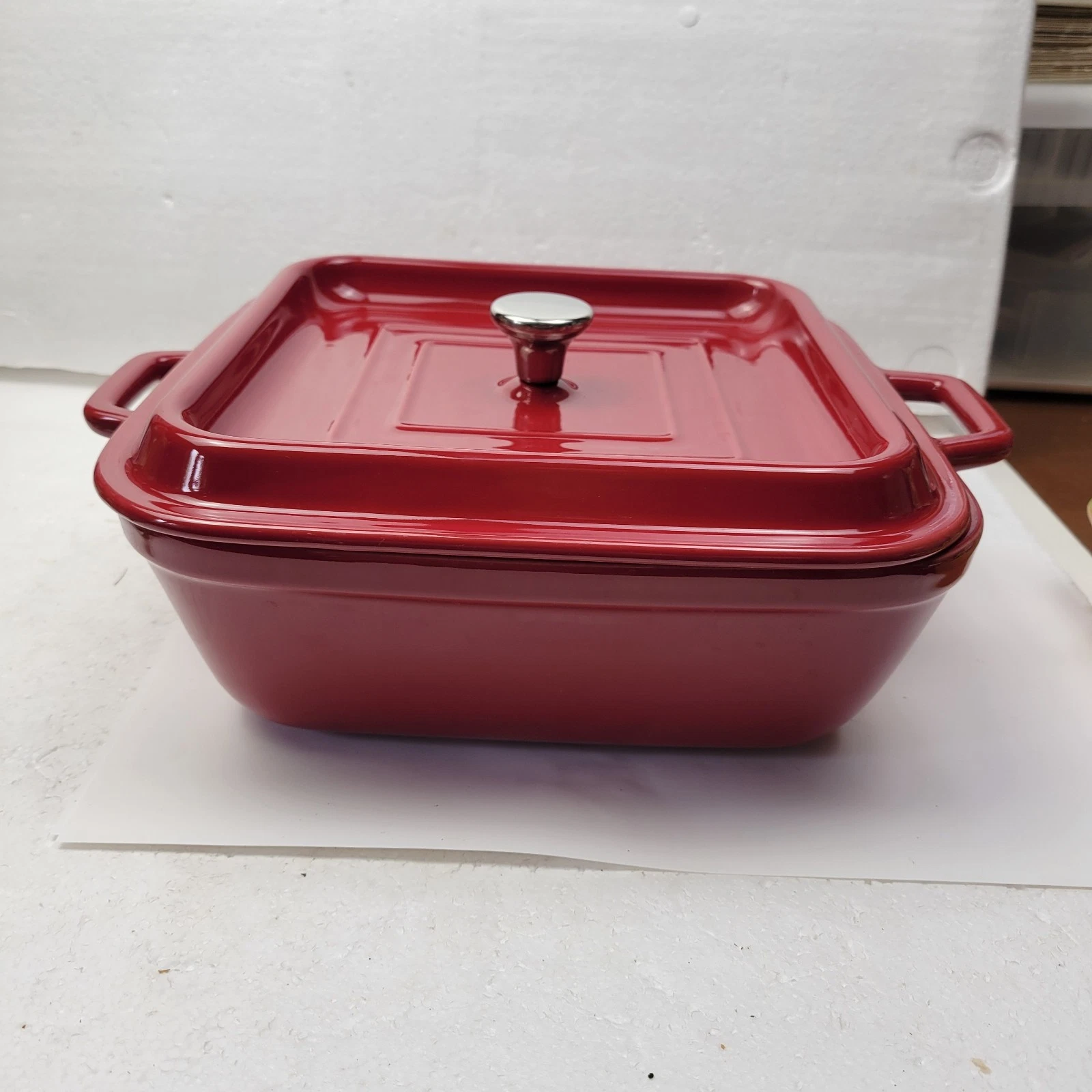 Red Square Covered Stoneware Baker with Lid 9in x 9in Baking Dish Never Used
