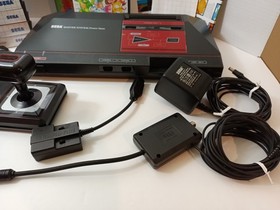 Sega Master System Console (Model 3010)  & 7 Games Lot + Extras - Near Perfect!