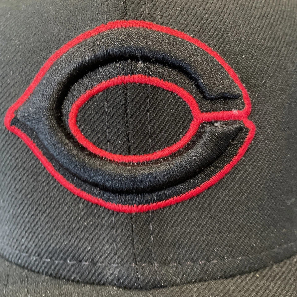 New Era 5950 Cincinnati Reds Negro Béisbol Cal 7 1/2 Lana EE. UU. Foto 2 de 4